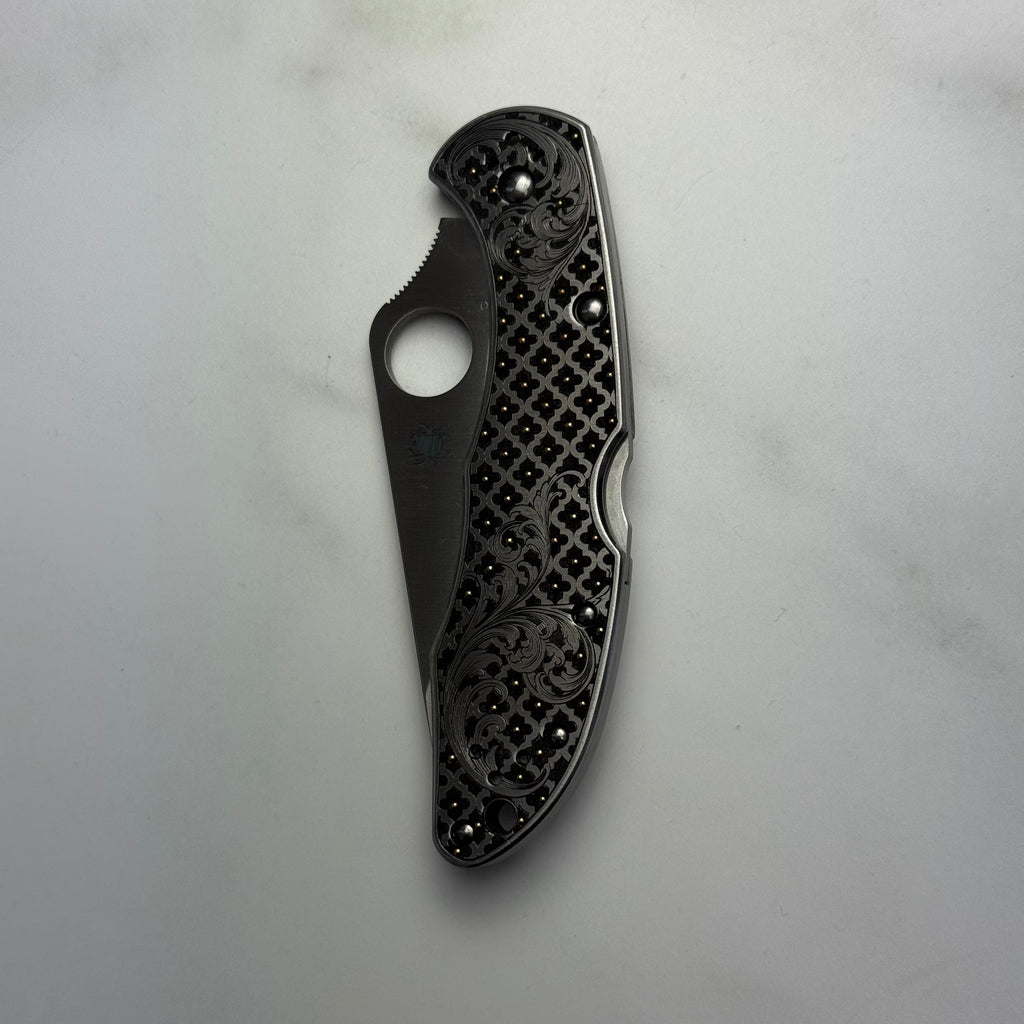 Custom 1-of-1 Hand Engraved Spyderco — Quatrefoil & 24K Gold Inlay