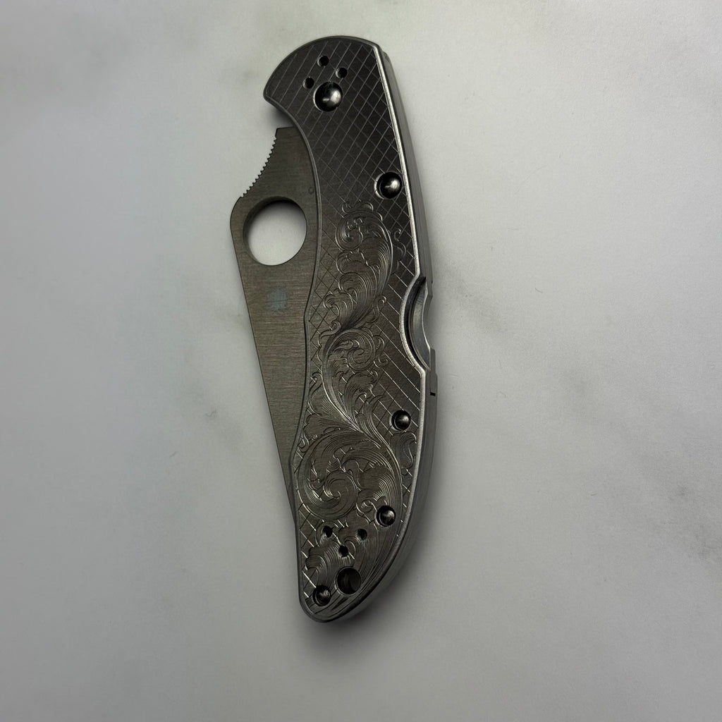 Custom 1-of-1 Hand Engraved Spyderco — Diamond Background with Rising American Scroll