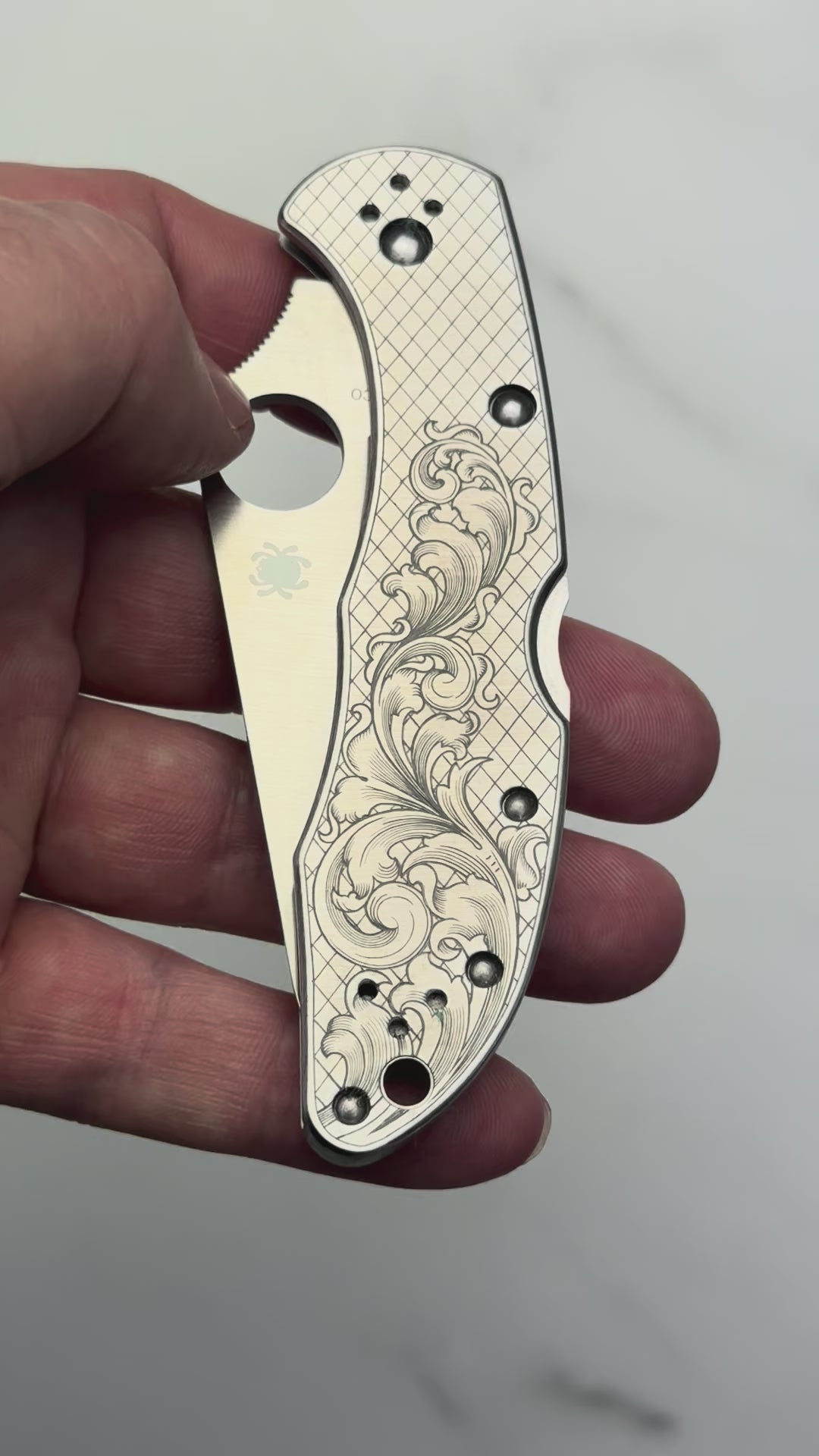 Custom 1-of-1 Hand Engraved Spyderco — Diamond Background with Rising American Scroll
