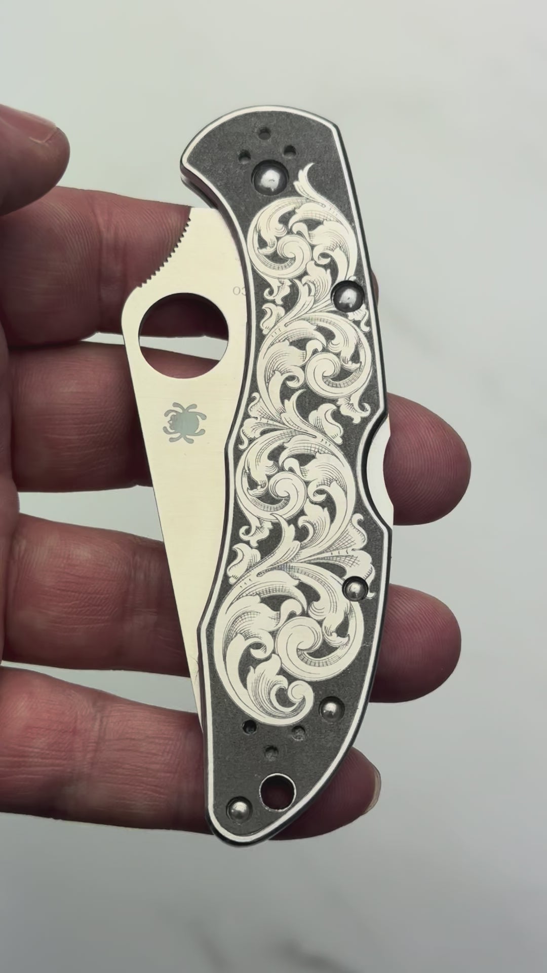 Custom 1-of-1 Hand Engraved Spyderco — American Scroll on Scales